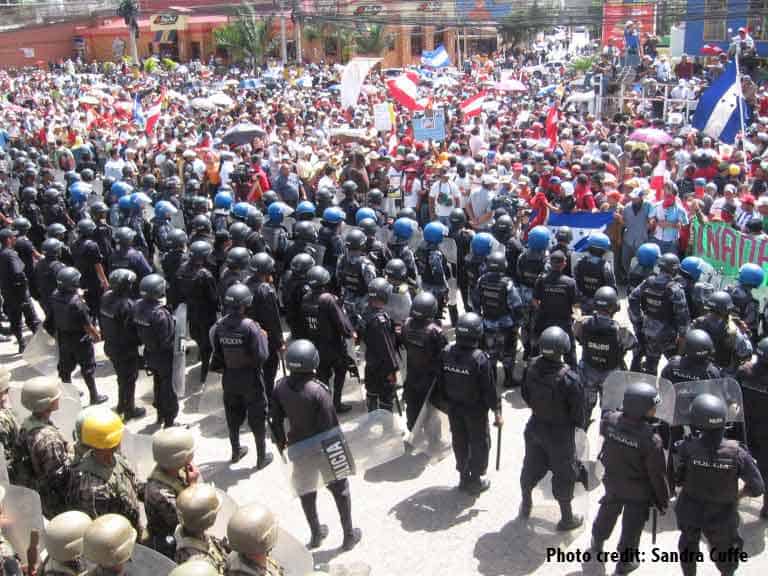 Episodio 1: Golpe de estado de 2009 en Honduras - Honduras Now
